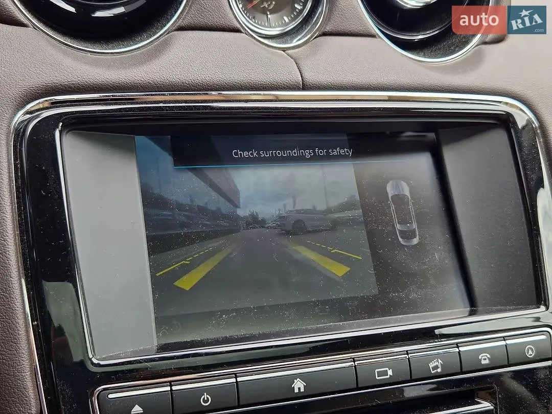 2016 Jaguar XJ - мініатюра 28