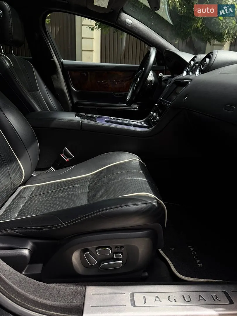 2012 Jaguar XJ - мініатюра 49
