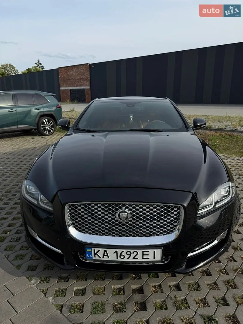 2012 Jaguar XJ - мініатюра 4