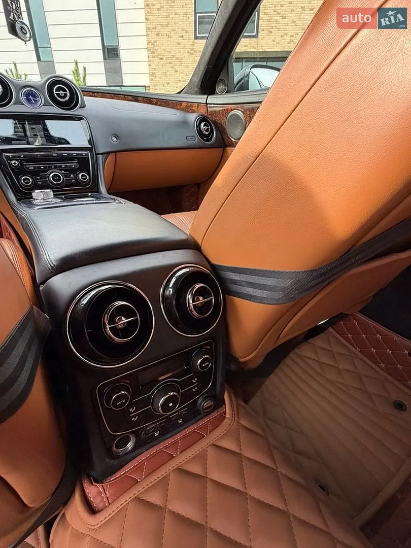 2012 Jaguar XJ - мініатюра 18