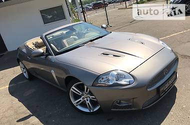 Кабриолет Jaguar XK 2008 в Киеве