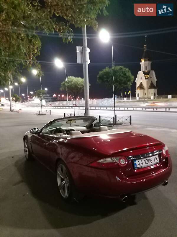 Кабриолет Jaguar XK 2008 в Киеве