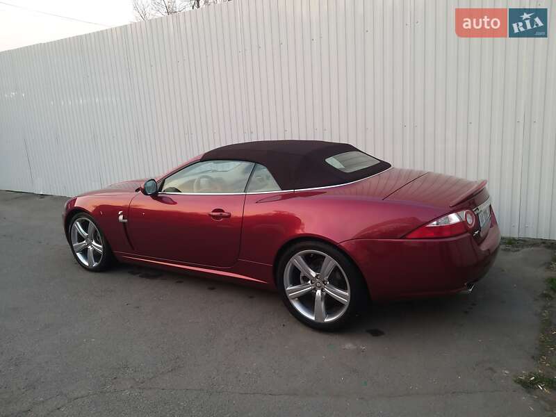 Кабриолет Jaguar XK 2008 в Киеве