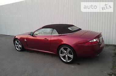 Кабриолет Jaguar XK 2008 в Киеве