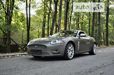 Купе Jaguar XK 2008 в Киеве