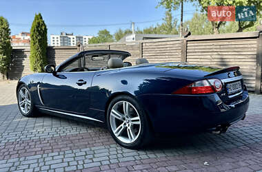 Кабриолет Jaguar XK 2007 в 