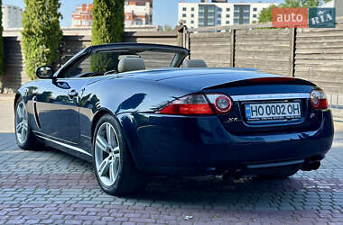 Кабриолет Jaguar XK 2007 в 