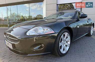 Купе Jaguar XK 2007 в 