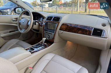 Купе Jaguar XK 2007 в 