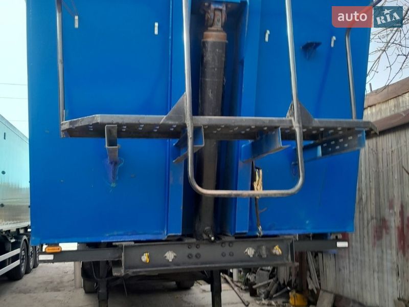 Бортовой полуприцеп Jamil Jamil 2008 в Николаеве