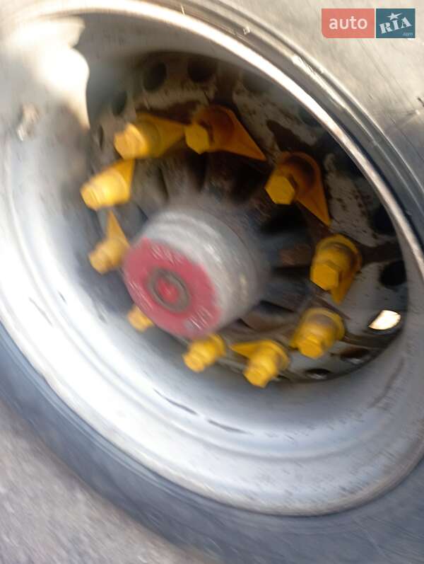 Зерновоз - полуприцеп Jamnil NW 2004 в Виннице