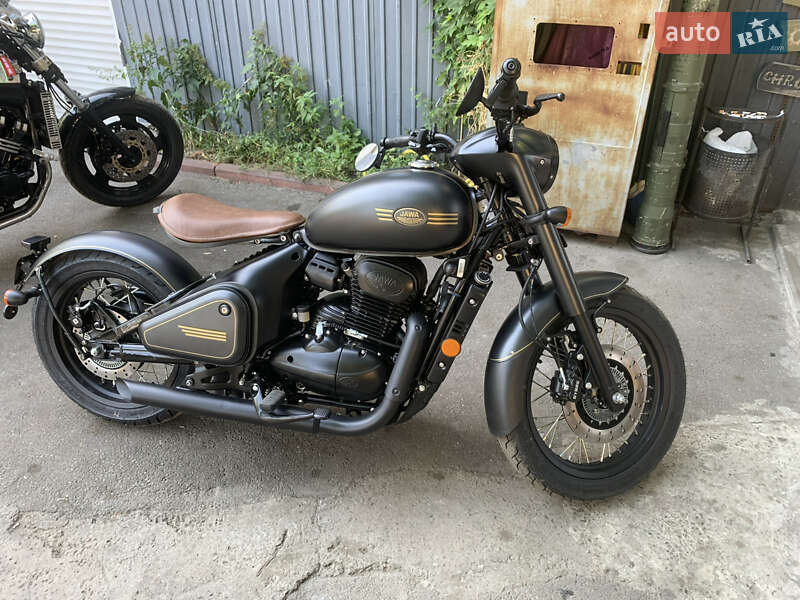 Боббер Jawa Perak 2023 в Киеве