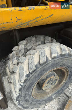 Экскаватор погрузчик JCB 175 2002 в 
