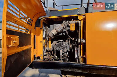 Гусеничный экскаватор JCB 220 2018 в 
