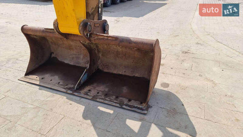 Гусеничний екскаватор JCB 220 2014 в Одесі