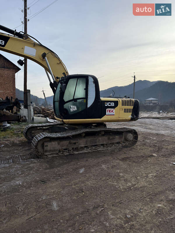 Гусеничный экскаватор JCB 220 2007 в Верховине