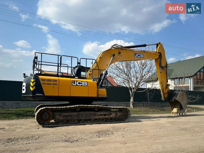 Гусеничный экскаватор JCB 220 2016 в Ивано-Франковске