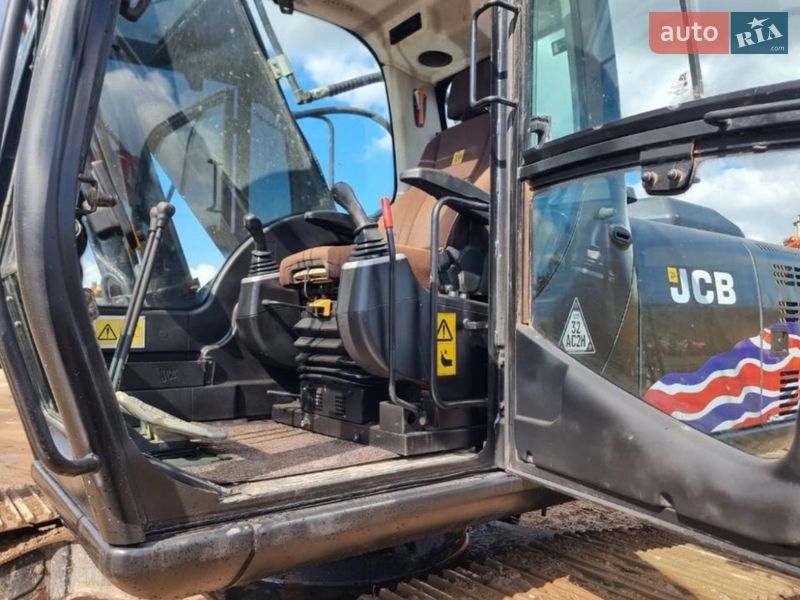 Гусеничный экскаватор JCB 220 2015 в Одессе