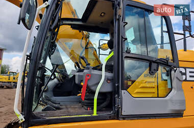 Гусеничный экскаватор JCB 220LC Xtra 2019 в 