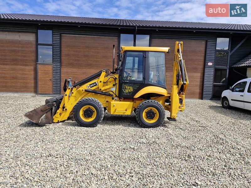 Экскаватор погрузчик JCB 2CX 2008 в Черновцах