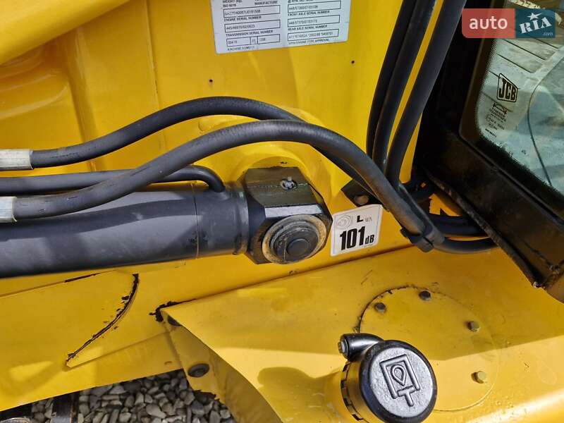Экскаватор погрузчик JCB 2CX 2008 в Черновцах