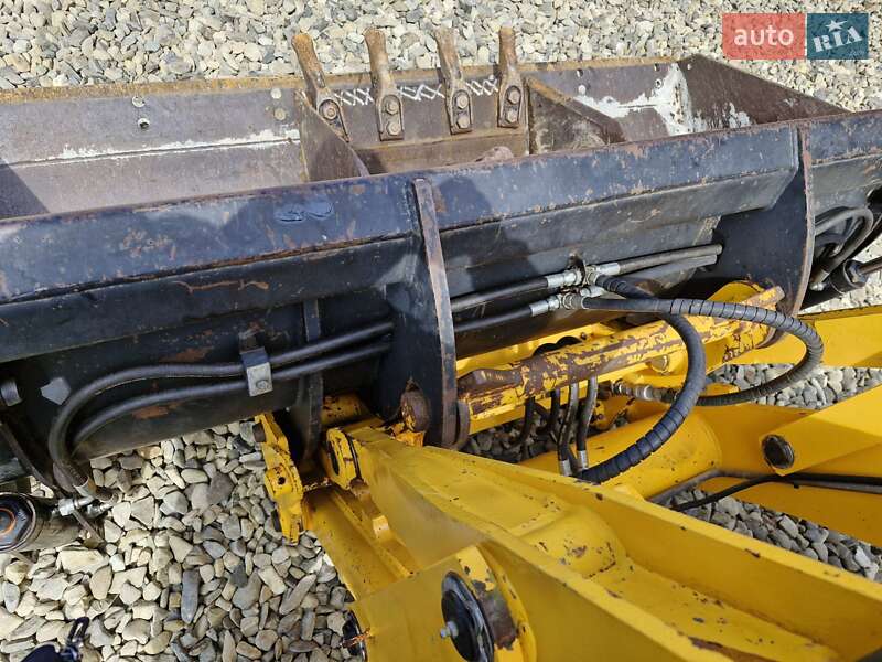 Экскаватор погрузчик JCB 2CX 2008 в Черновцах