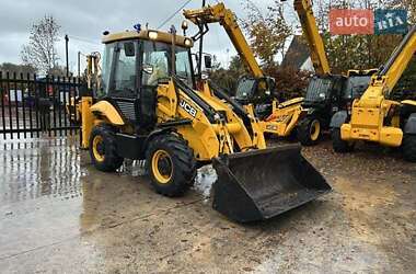 Экскаватор погрузчик JCB 2CX 2013 в Киеве
