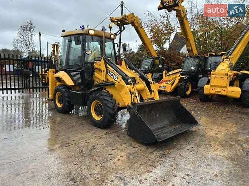 Экскаватор погрузчик JCB 2CX 2013 в Киеве