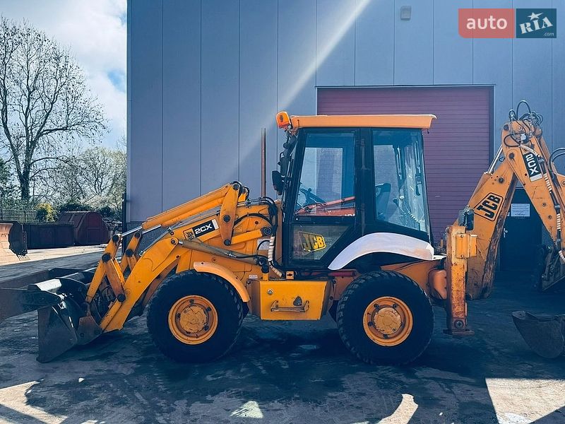 Экскаватор погрузчик JCB 2CX 2004 в Луцке