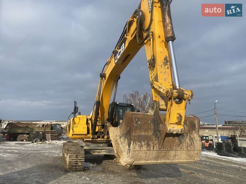 Экскаватор погрузчик JCB 330 2013 в Тернополе