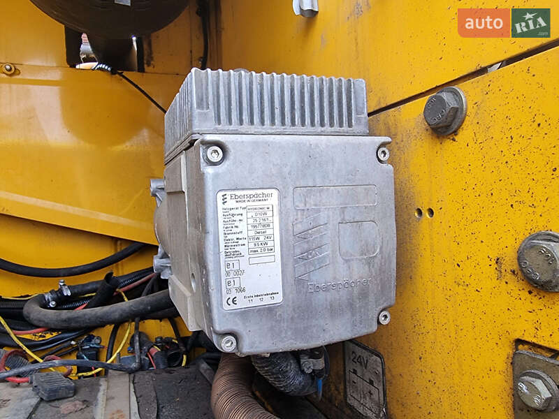 Гусеничный экскаватор JCB 330 2010 в Одессе