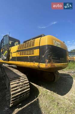 Гусеничный экскаватор JCB 330 2009 в 