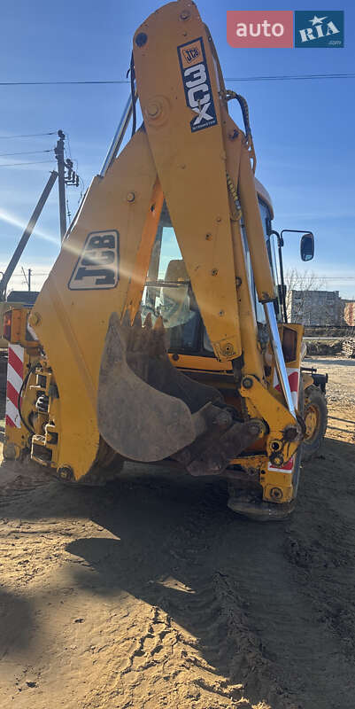 Экскаватор погрузчик JCB 3CX Sitemaster 2000 в Городке
