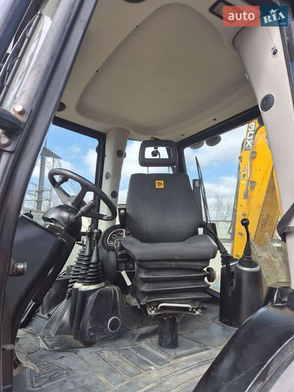 Экскаватор погрузчик JCB 3CX Sitemaster 2019 в Киеве