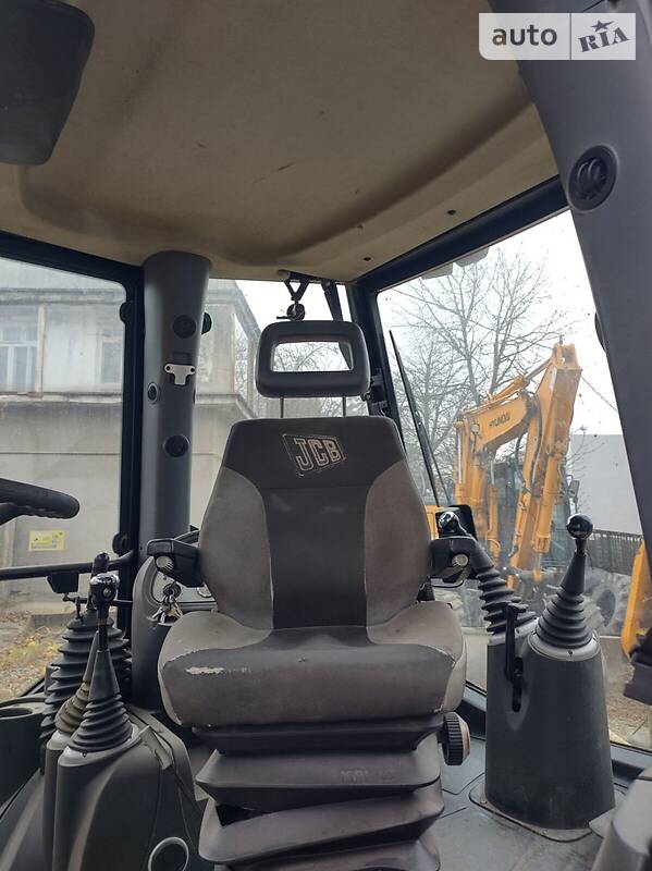 Екскаватор навантажувач JCB 3CX Super 2006 в Рівному