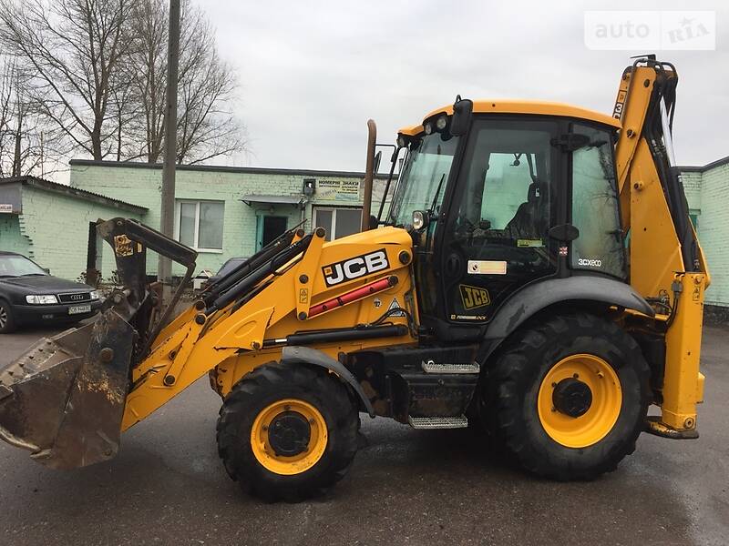 Екскаватор навантажувач JCB 3CX 2012 в Чернігові