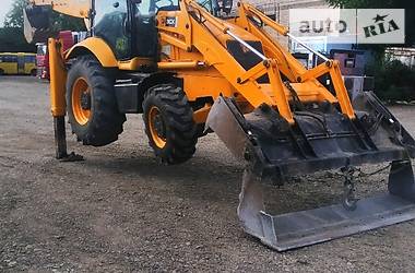 Экскаватор погрузчик JCB 3CX 2006 в Черновцах