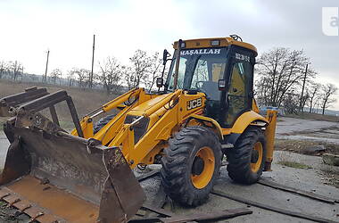 Трактор JCB 3CX 2004 в 
