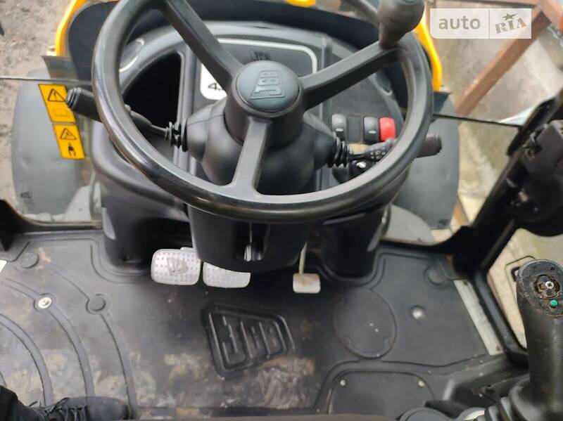 Экскаватор погрузчик JCB 3CX 2011 в Ровно фото 6 Экскаватор погрузчик JCB 3CX 2011 в Ровно