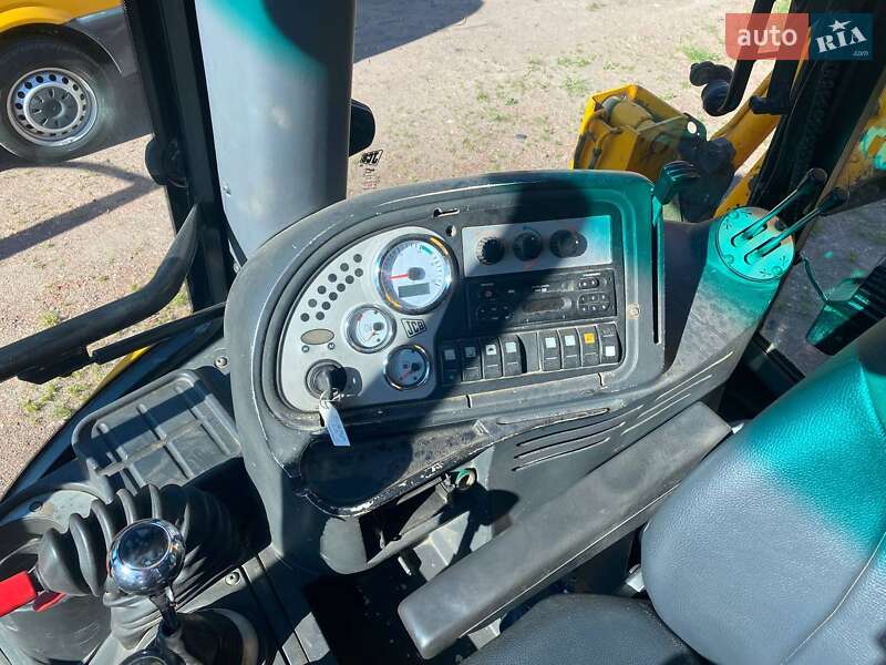 Экскаватор погрузчик JCB 3CX 2002 в Львове