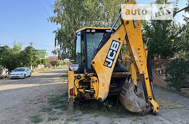 Екскаватор навантажувач JCB 3CX 2011 в Мукачевому