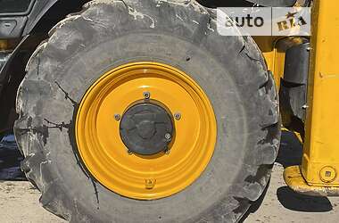 Экскаватор погрузчик JCB 3CX 2020 в 