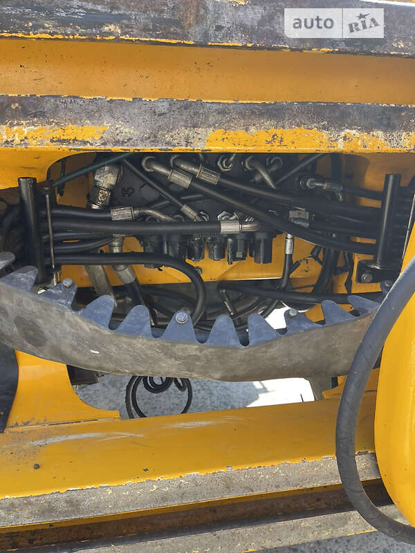 Экскаватор погрузчик JCB 3CX 2009 в Одессе