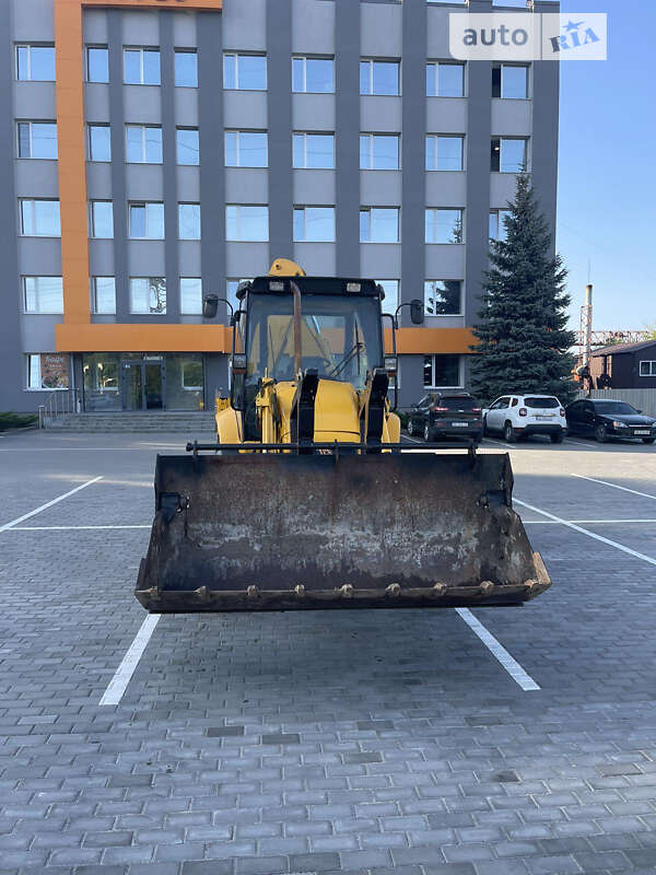 Екскаватор навантажувач JCB 3CX 2004 в Дніпрі
