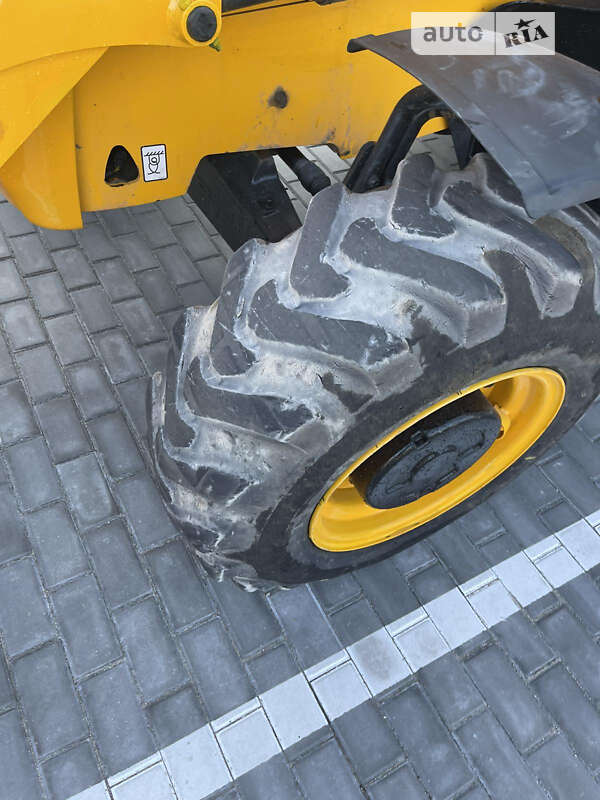 Екскаватор навантажувач JCB 3CX 2018 в Дніпрі
