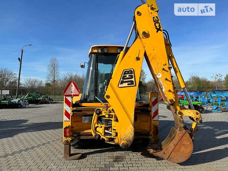 Екскаватор навантажувач JCB 3CX 2000 в Горохові