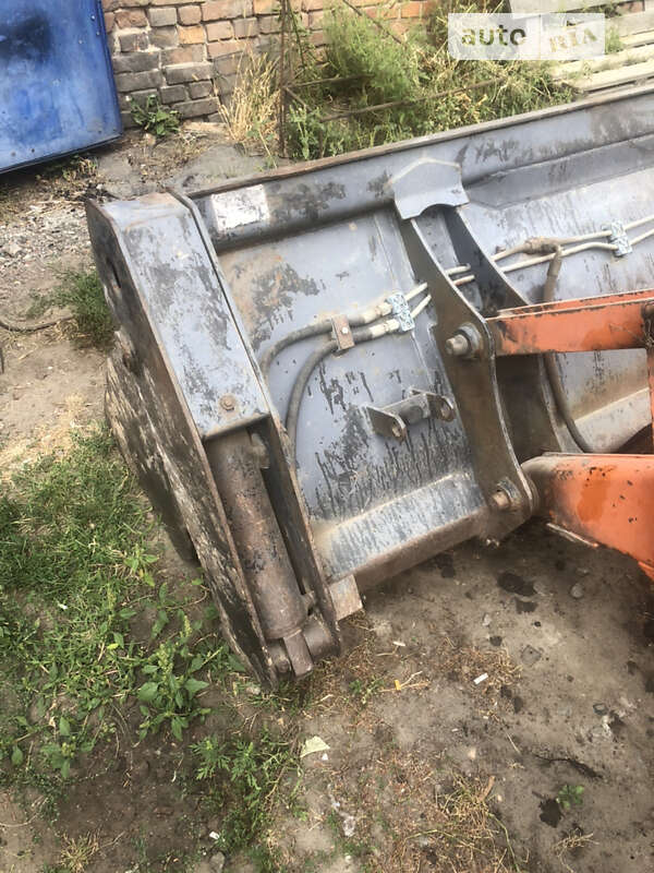 Екскаватор навантажувач JCB 3CX 2004 в Борисполі