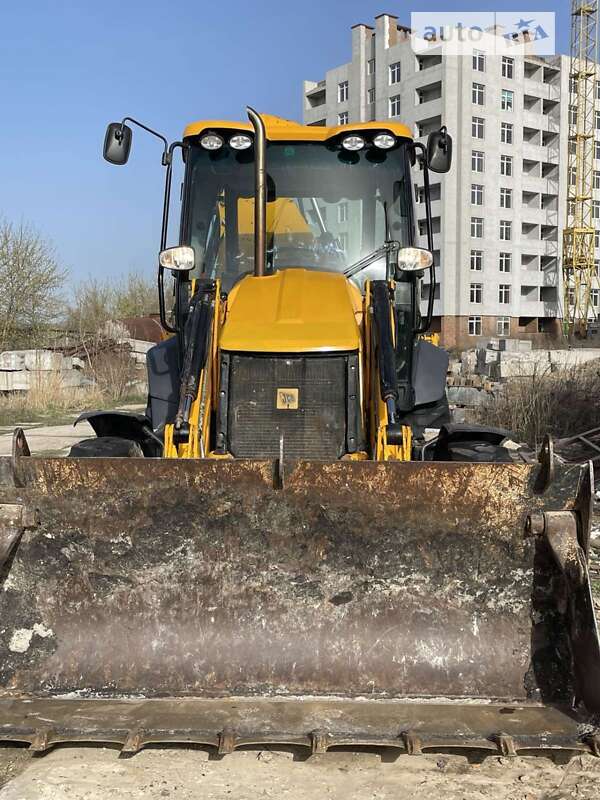 Экскаватор погрузчик JCB 3CX 2016 в Обухове