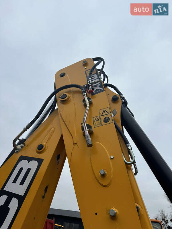 Екскаватор навантажувач JCB 3CX 2017 в Києві