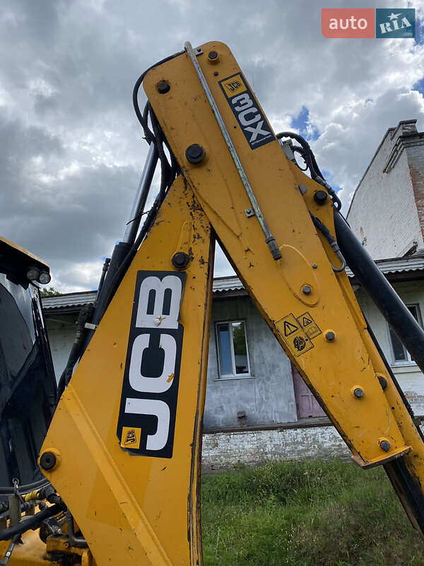Екскаватор навантажувач JCB 3CX 2013 в Харкові